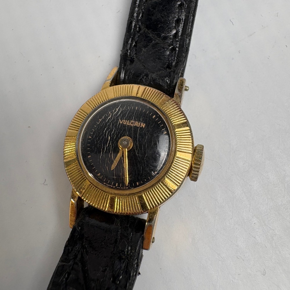 Vulcain Grand Prix Women Vintage Cocktail Watch Black Dial Gold Fluted Swiss